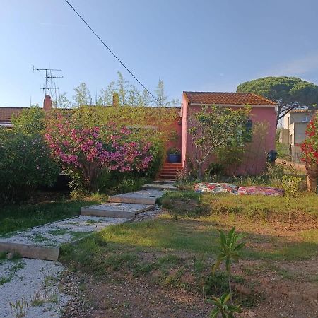 Maison De Vacances, Proche De La Plage Fréjus Exteriér fotografie